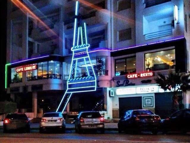 M'saken餐馆和美食-Cafe Lumiere