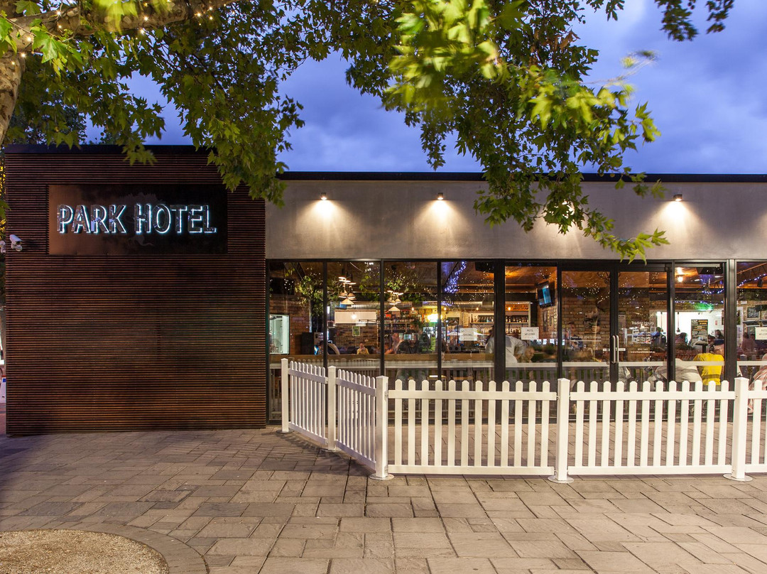 韦里比餐馆和美食-The Park