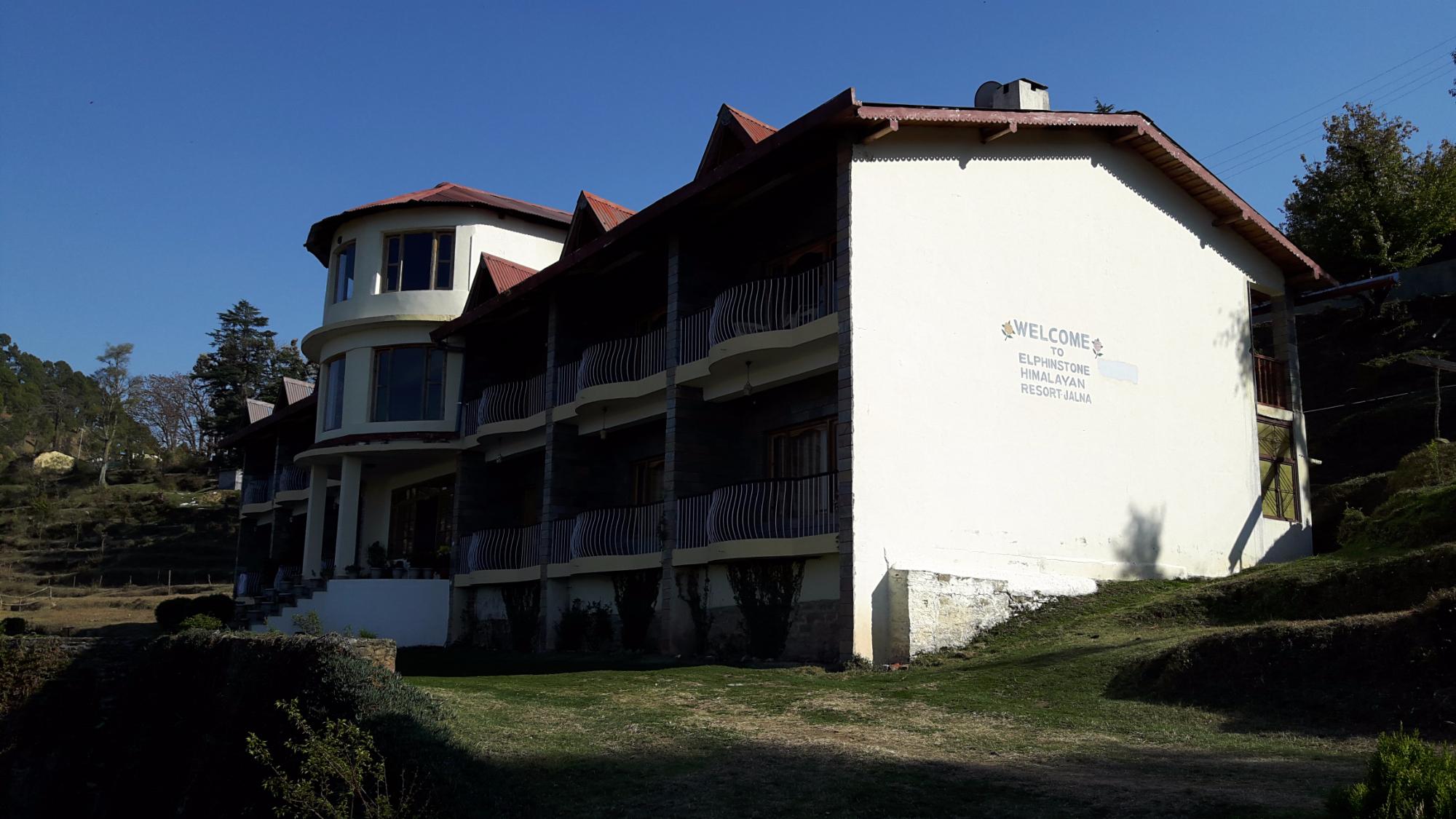 Elphinstone Himalayan Resort-浴室