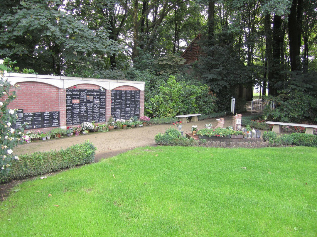 Sint Salvatorkapel-巴勒纳绍必去景点