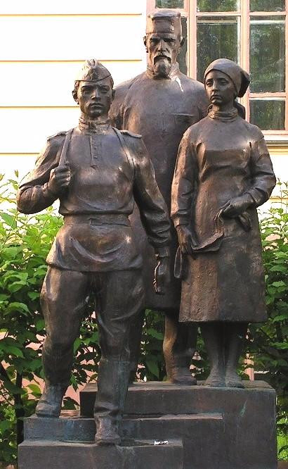 Monument to Military Medical Workers-托木斯克必去景点