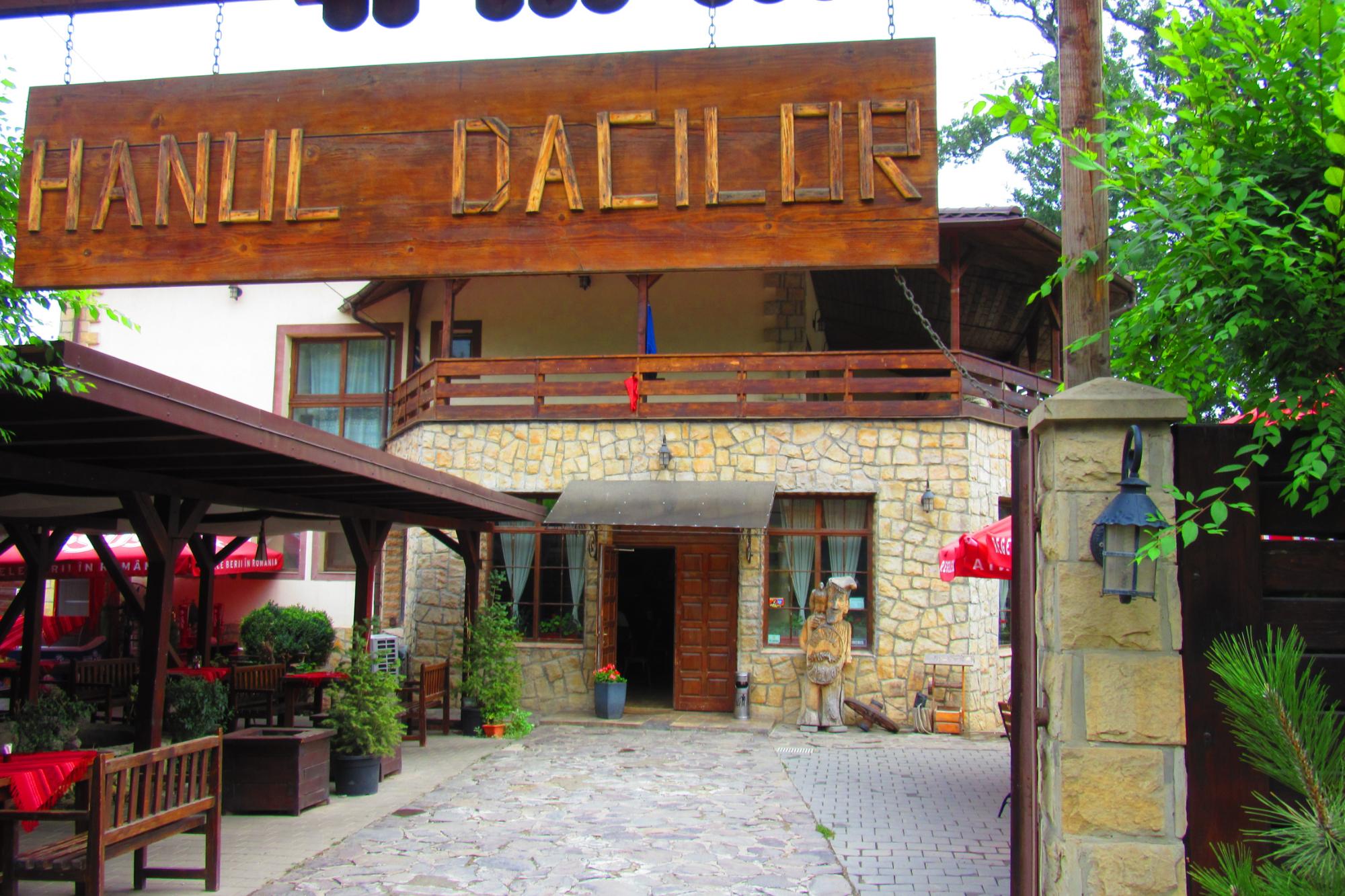 Hanul Dacilor-客卧