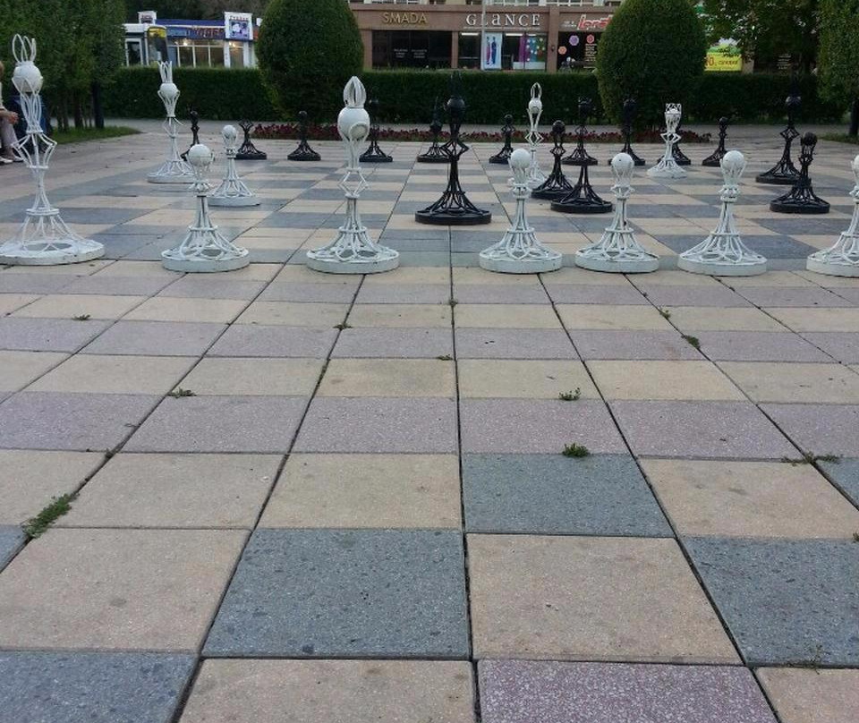 Square Chess Players-努尔苏丹必去景点