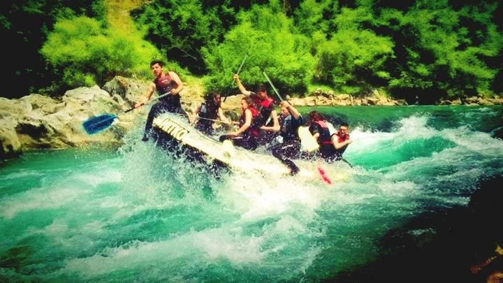 Hit Raft Tours景点图片