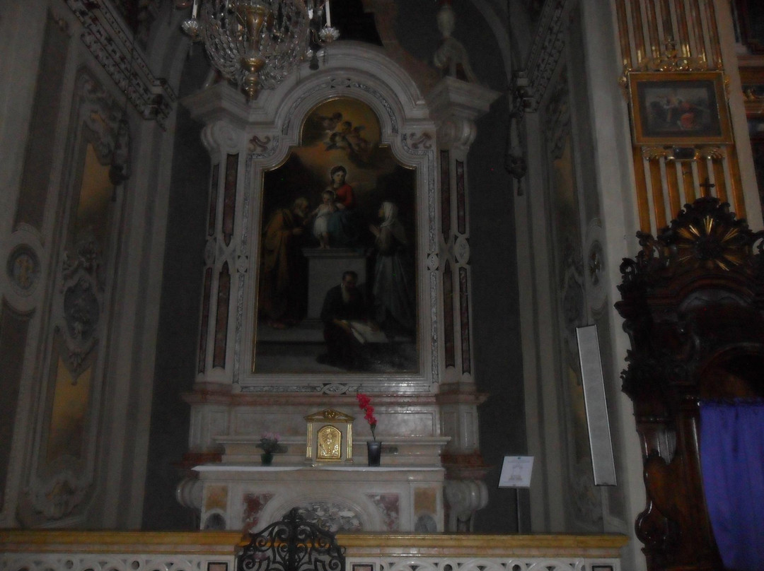 Chiesa Parrocchiale di San Barnaba-摩德纳必去景点