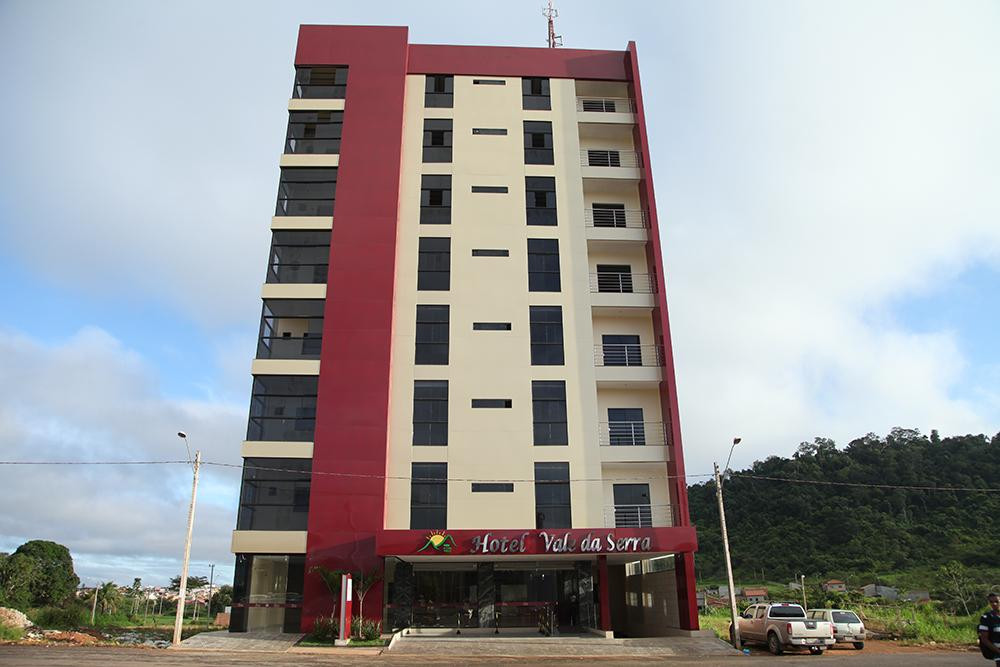 瑟拉瓦勒酒店