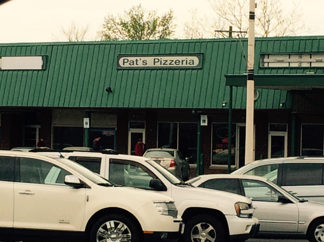 Stanton餐馆和美食-Pat's Pizzeria