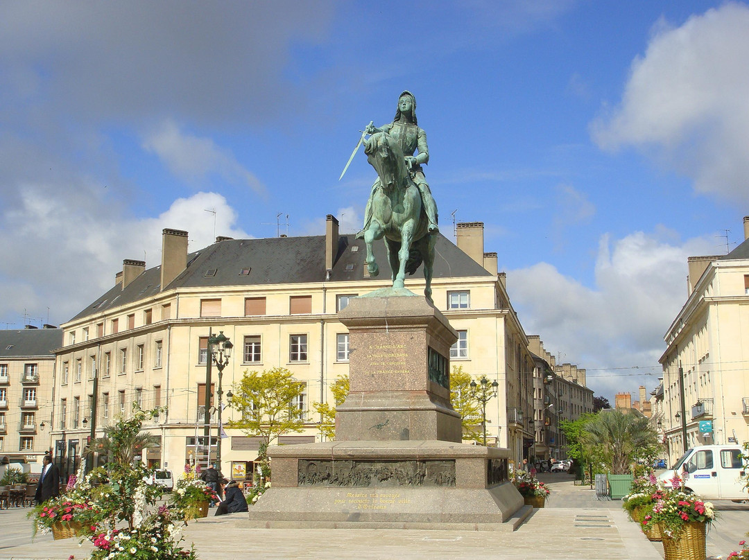 Place du Martroi-奥尔良必去景点
