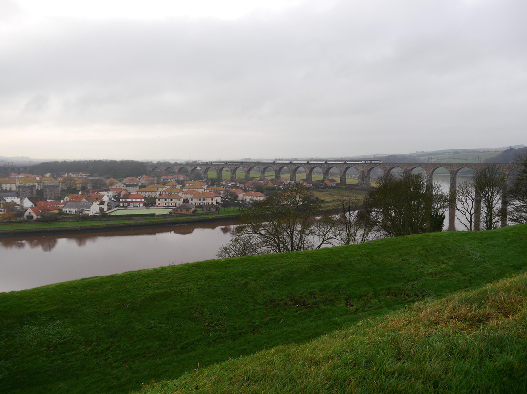 Berwick Upon Tweed Castle & Ramparts-特威德河畔贝里克必去景点
