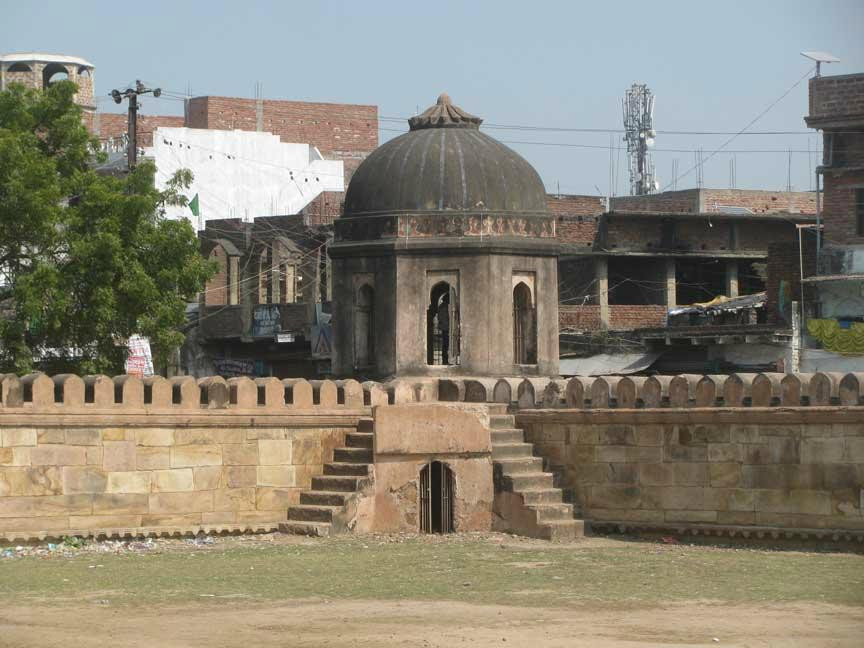Tomb of Hasan Khan Sur-Sasaram必去景点