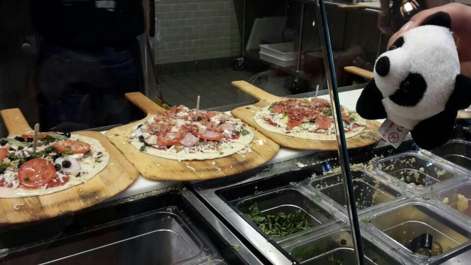 Pieology Pizzeria Gateway Plaza, Fremont, CA