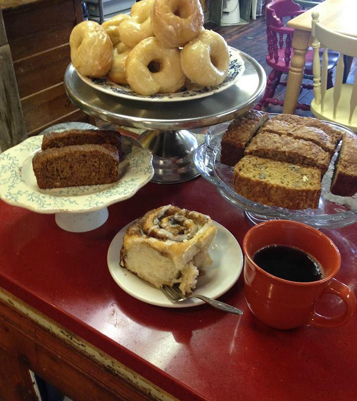 Fowler餐馆和美食-The Bunkhouse General Store