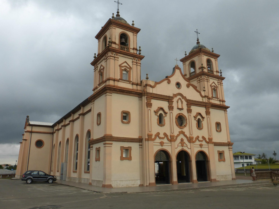 Bata Cathedral景点图片