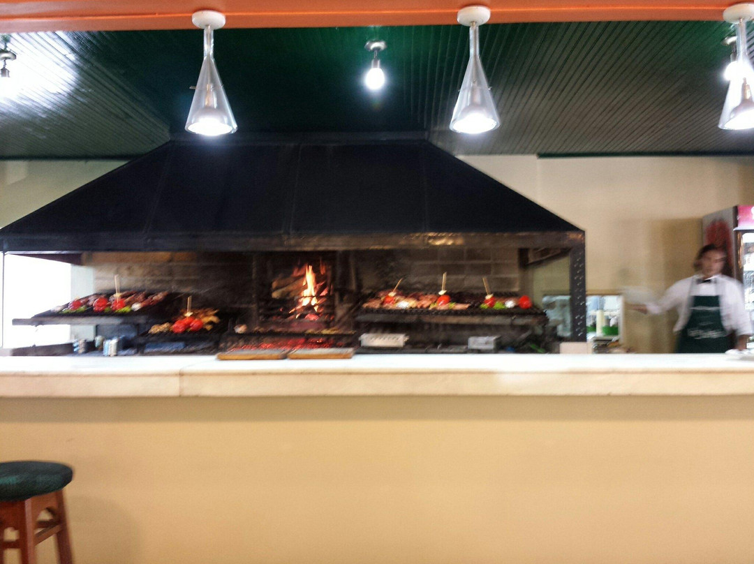 Santana do Livramento餐馆和美食-La Lena