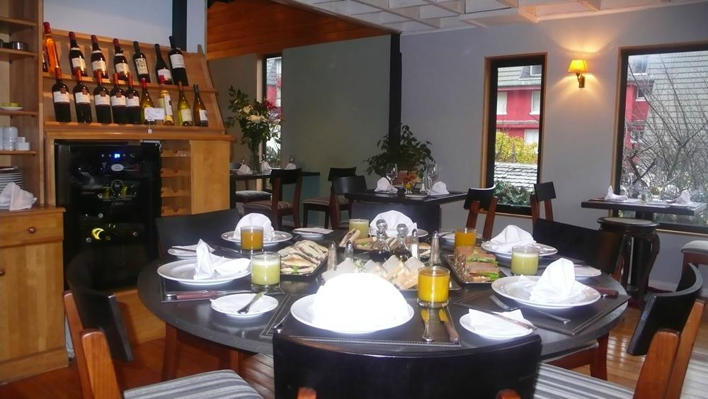 El Reloj Hotel Restoran