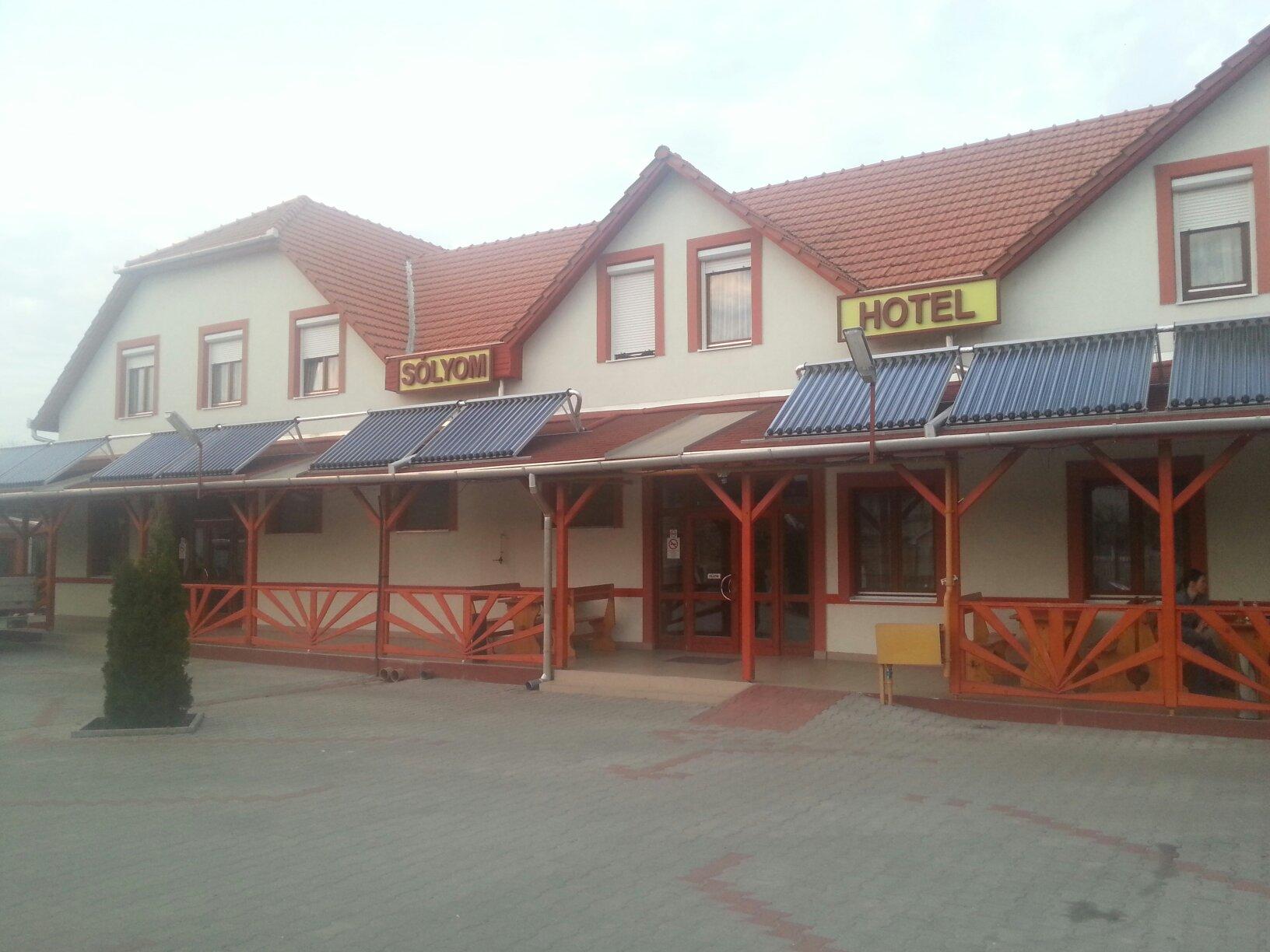 Solyom Hotel-客卧