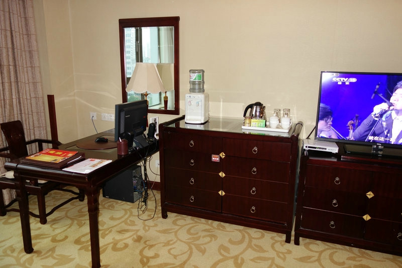 南宁三月花国际大酒店主图