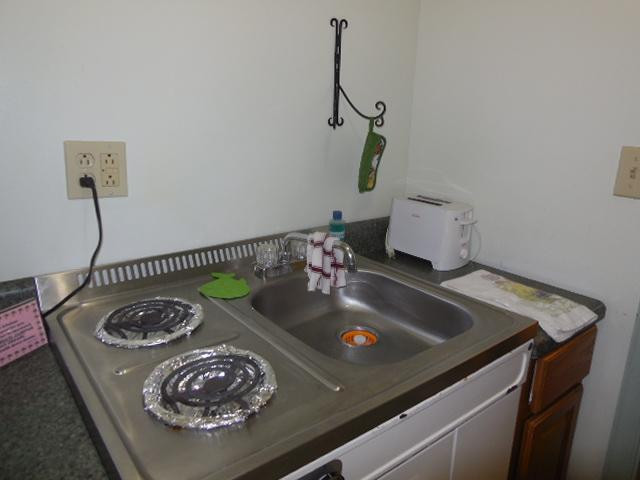 Buccaneer Motel & Beach Suites主图