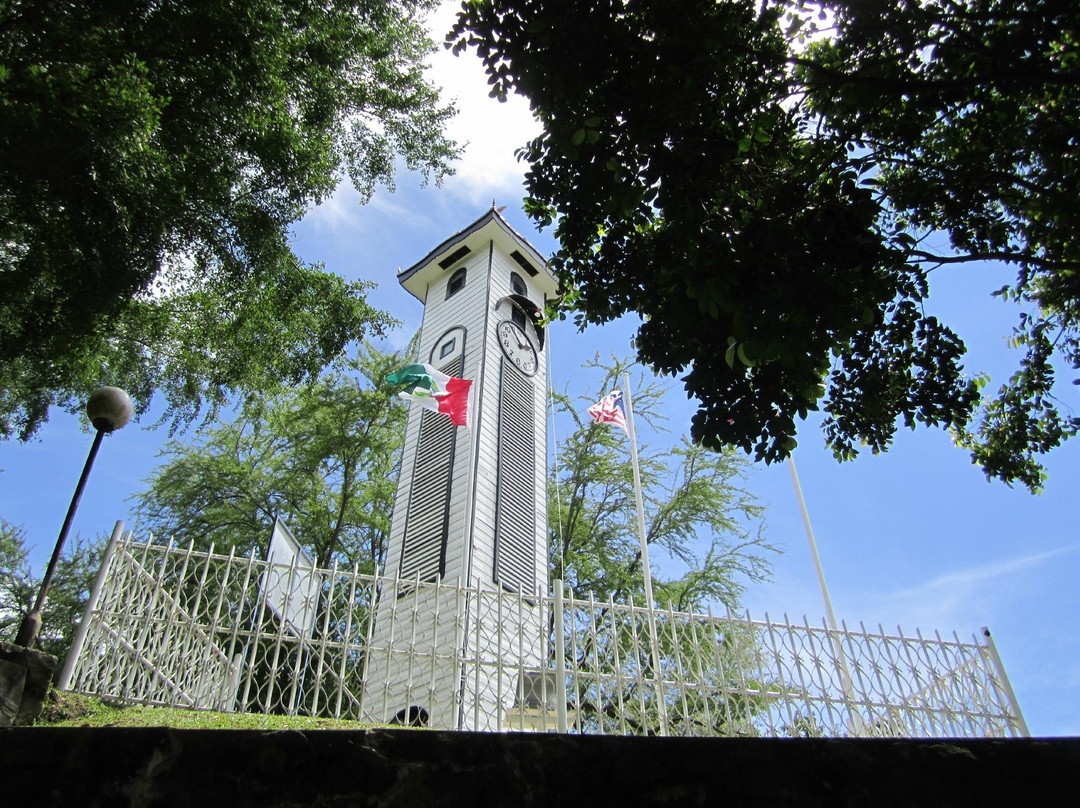 艾京生钟楼-亚庇必去景点