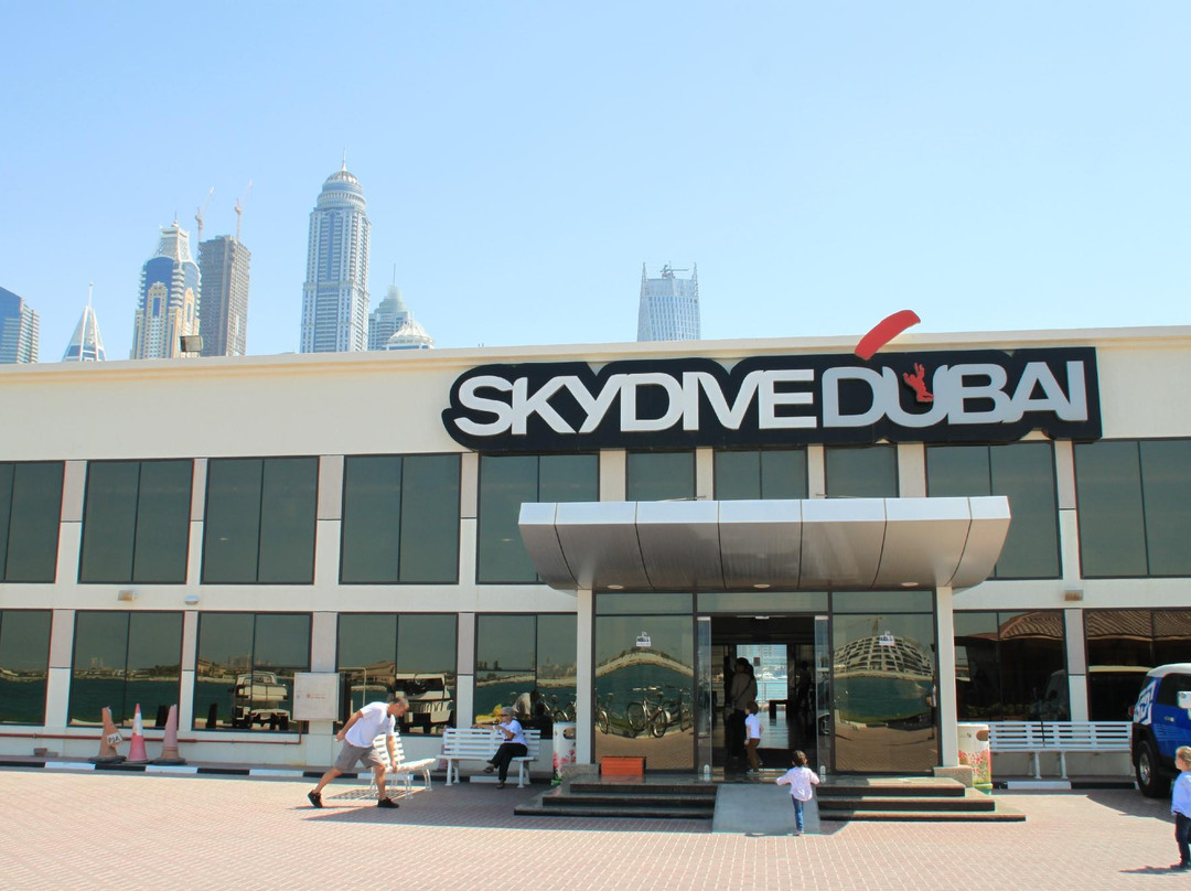 迪拜天空跳伞之旅-迪拜必去景点
