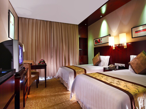 临港豪生大酒店主图