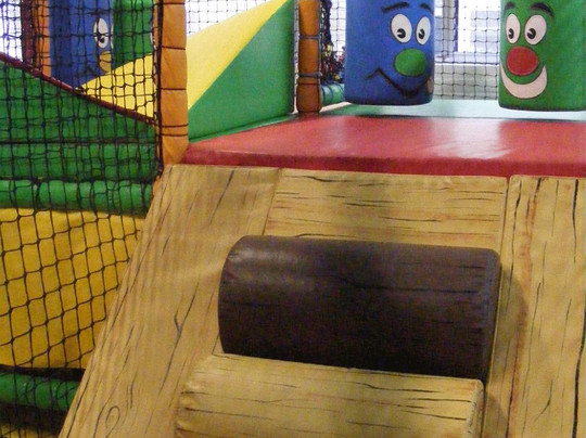 Raze The Roof, Family Entertainment Centre-Penryn必去景点