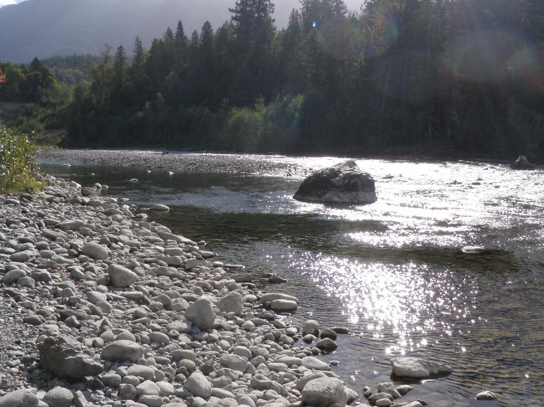 Glacier酒店住宿-Riverbend Guest House B&B