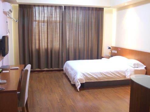 青州爱尊客连锁酒店青州店主图