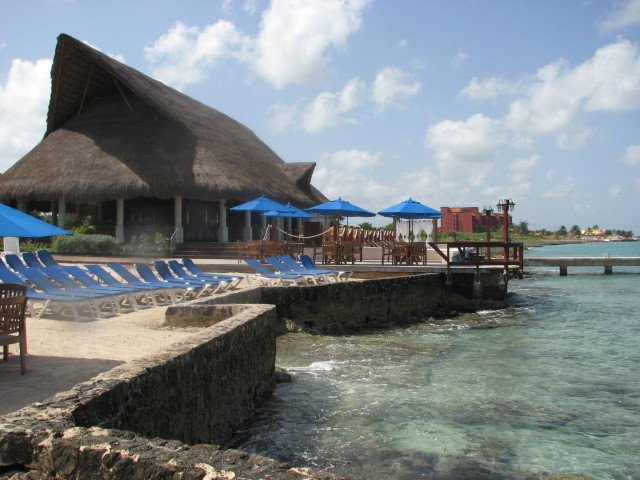 The Money Bar Beach Club-考祖梅必去景点