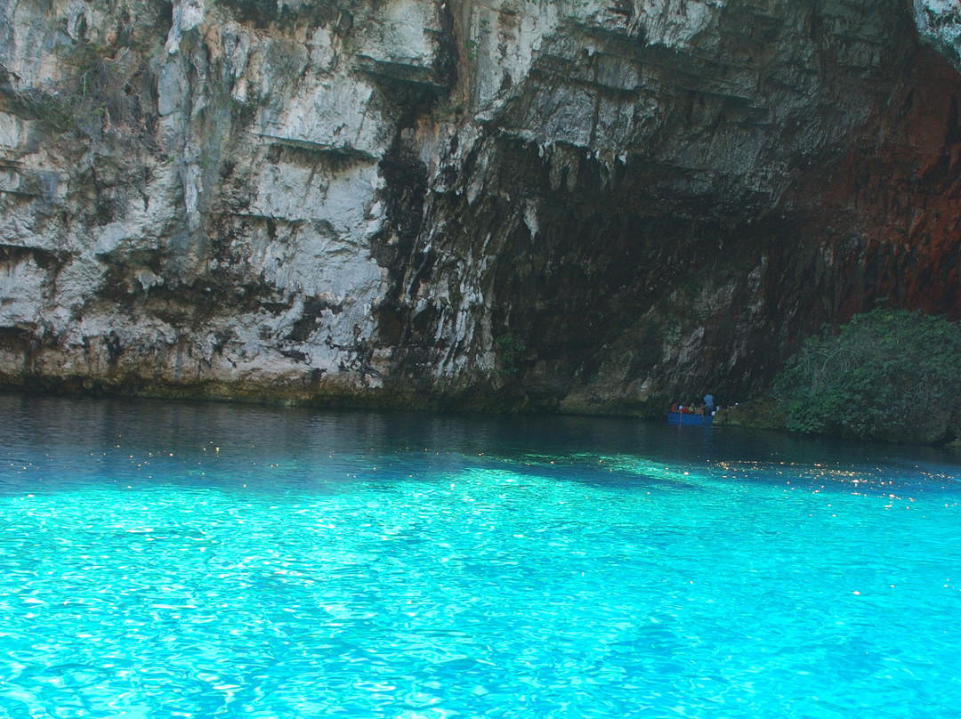 Melissani Cave-Karavomylos必去景点