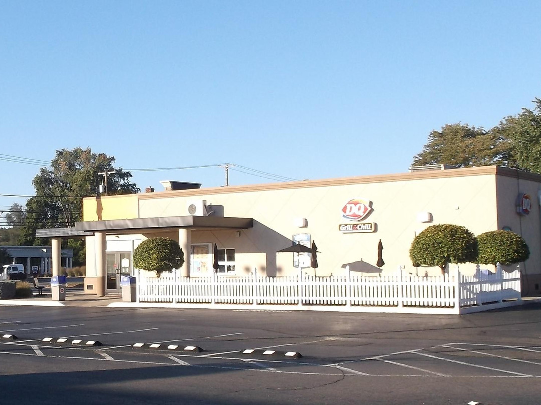 Dairy Queen Grill & Chill