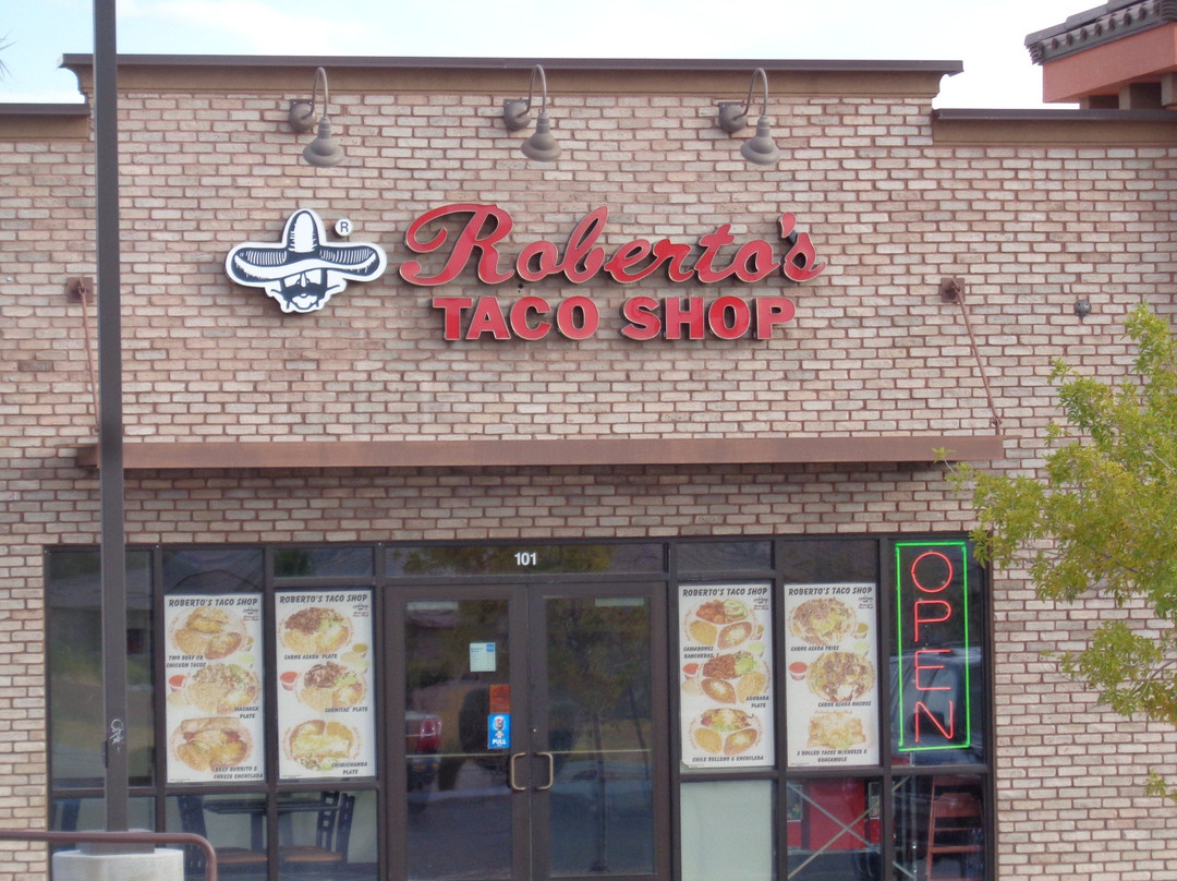 Roberto's Taco Shop
