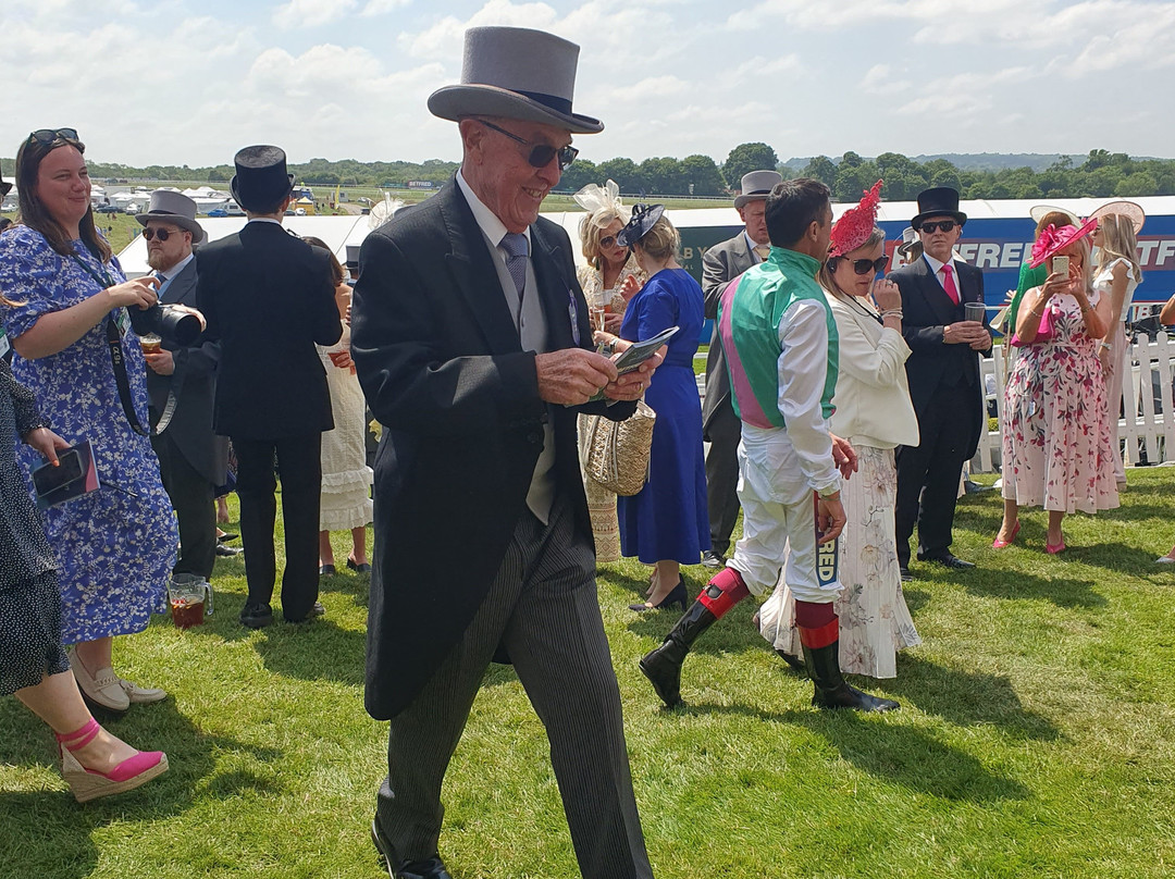 Epsom Downs Racecourse景点图片