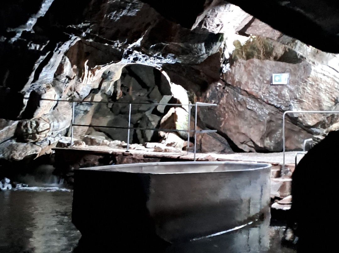 Grottes de Neptune-Couvin必去景点