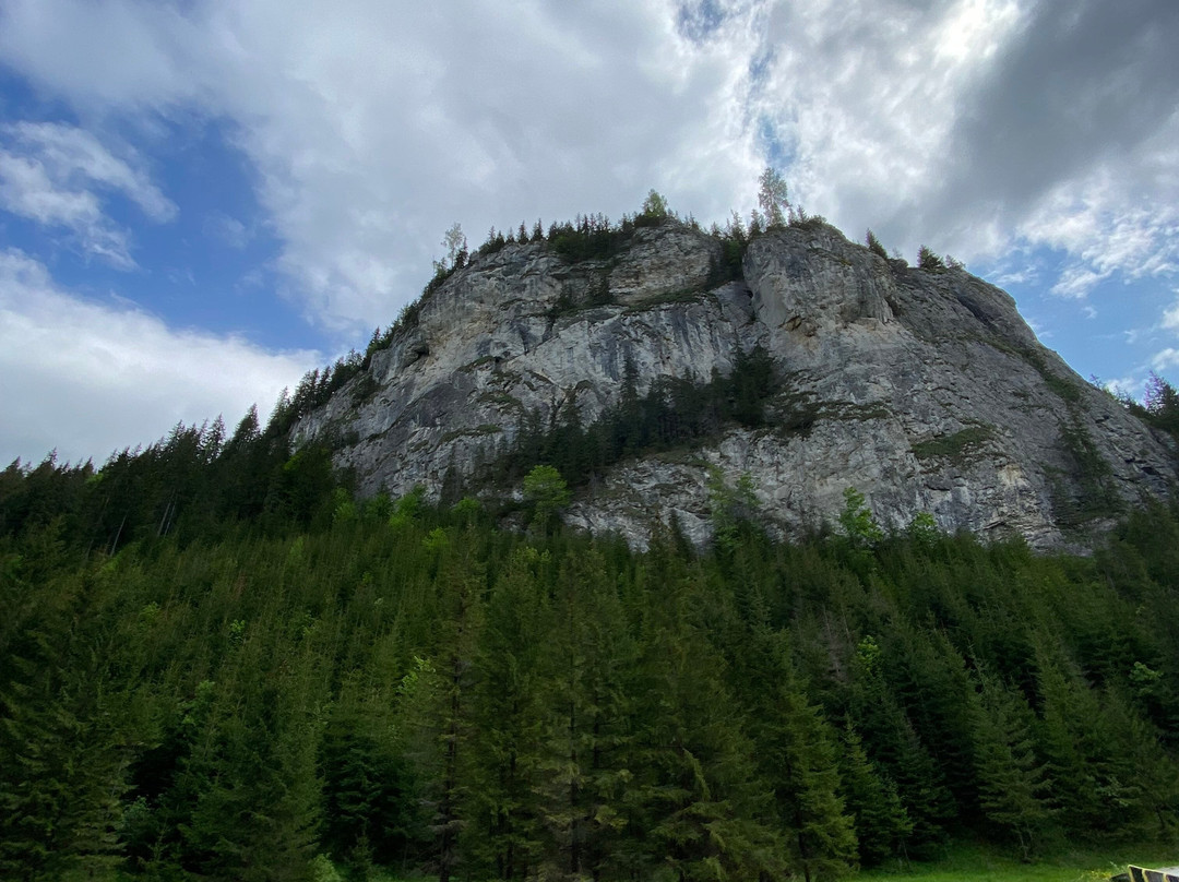 Tibaului Rock ("Piatra Tibaului")-Carlibaba必去景点