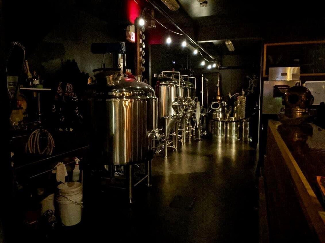 Monashee Spirits Craft Distillery景点图片