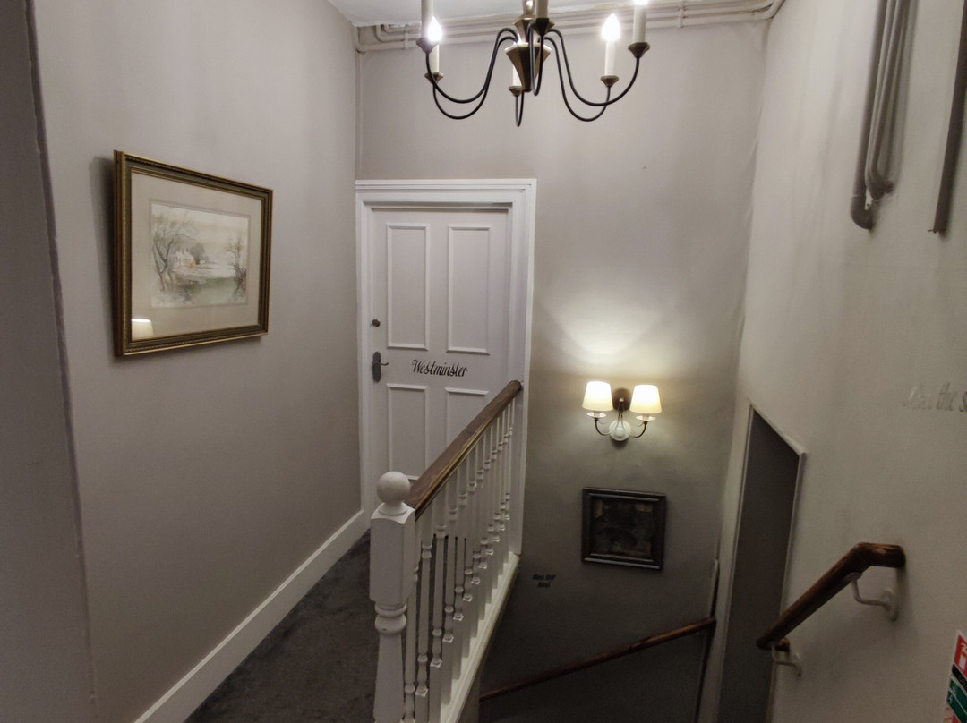 The Three Tuns主图