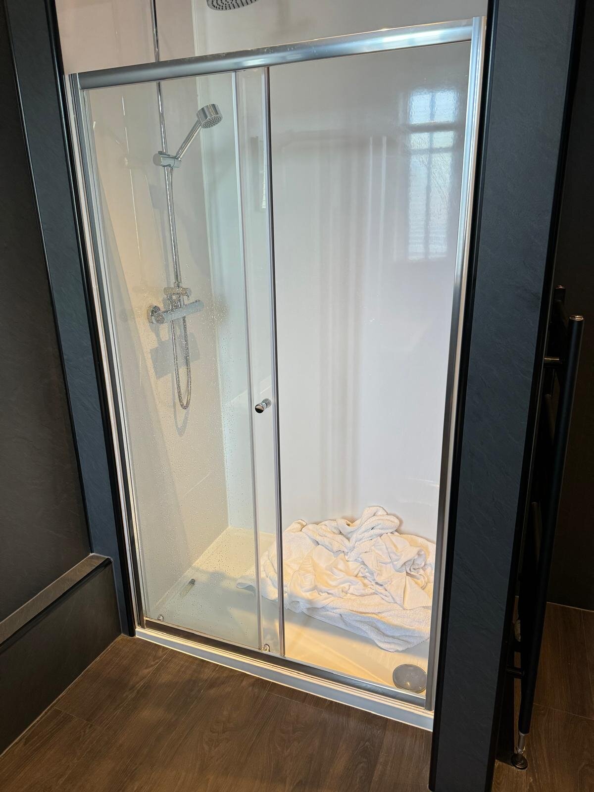 Balavil Hotel-浴室