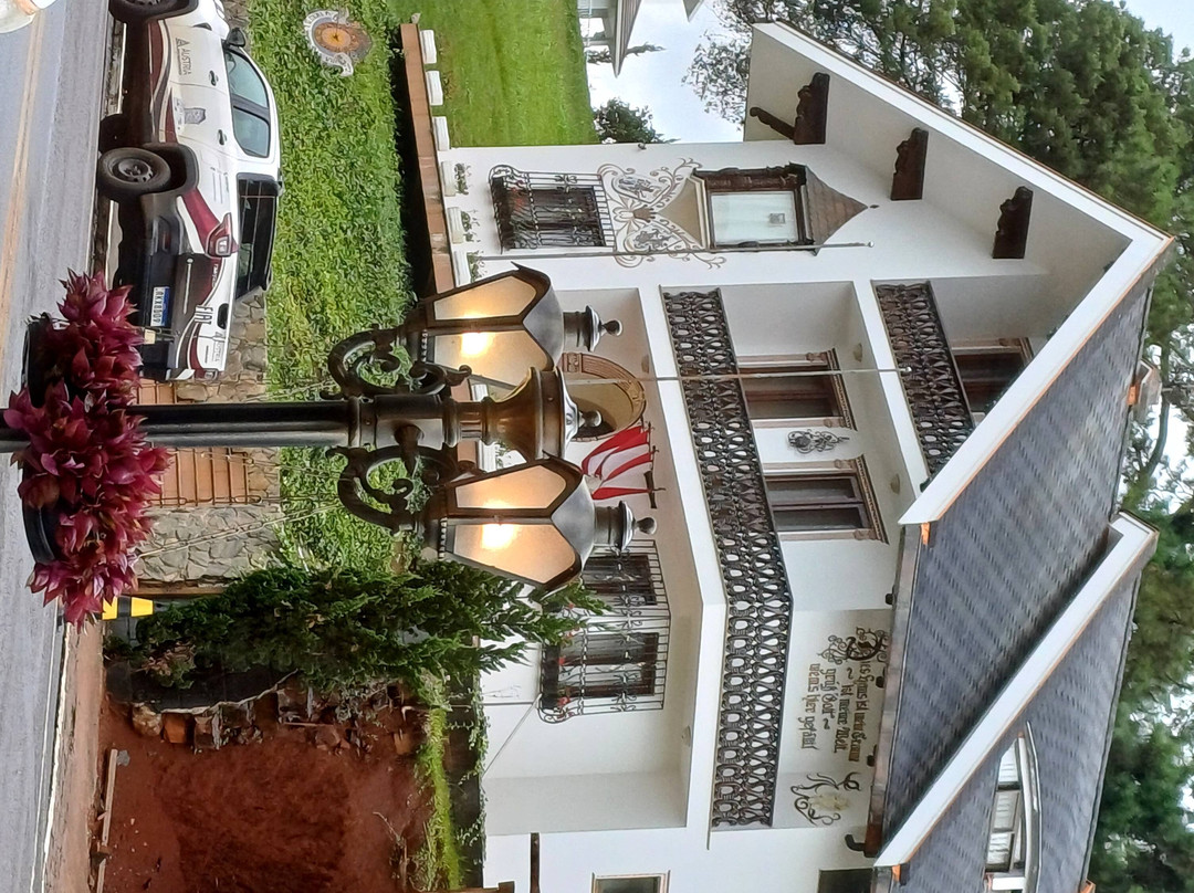 Igreja Matriz Nossa Senhora do Perpetuo Socorro-Treze Tilias必去景点