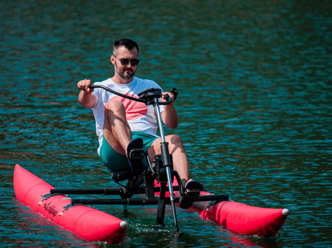 Sonny's Water Fun Waterbike-Obrovac必去景点