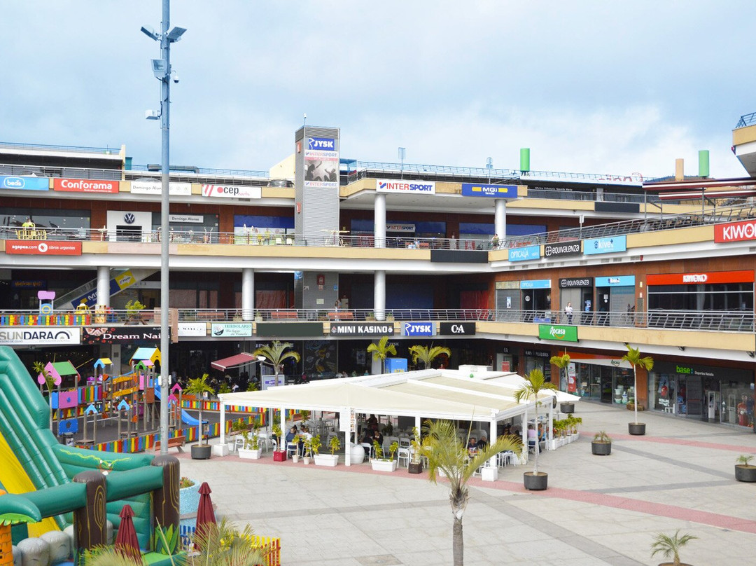 Multicentro Comercial El Trompo