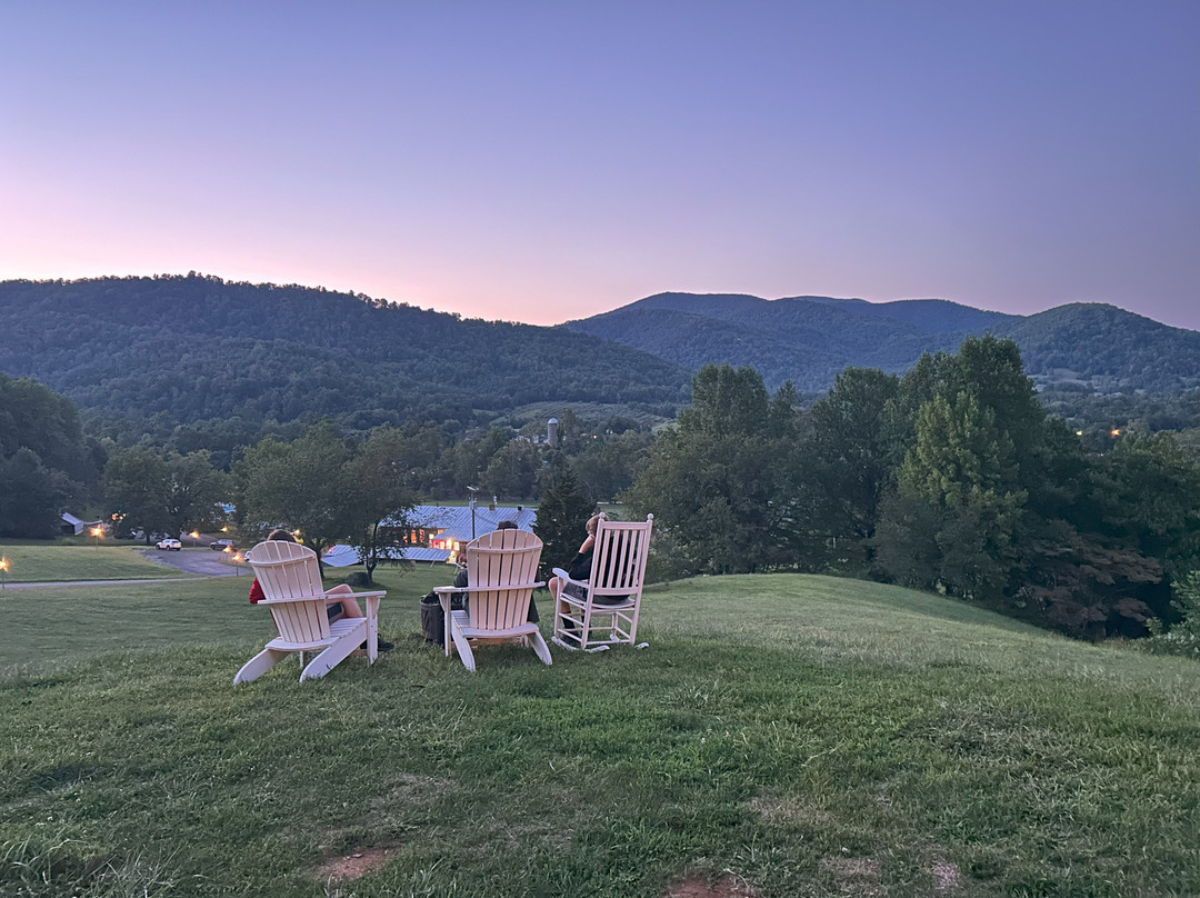 Graves Mountain Farm & Lodges主图