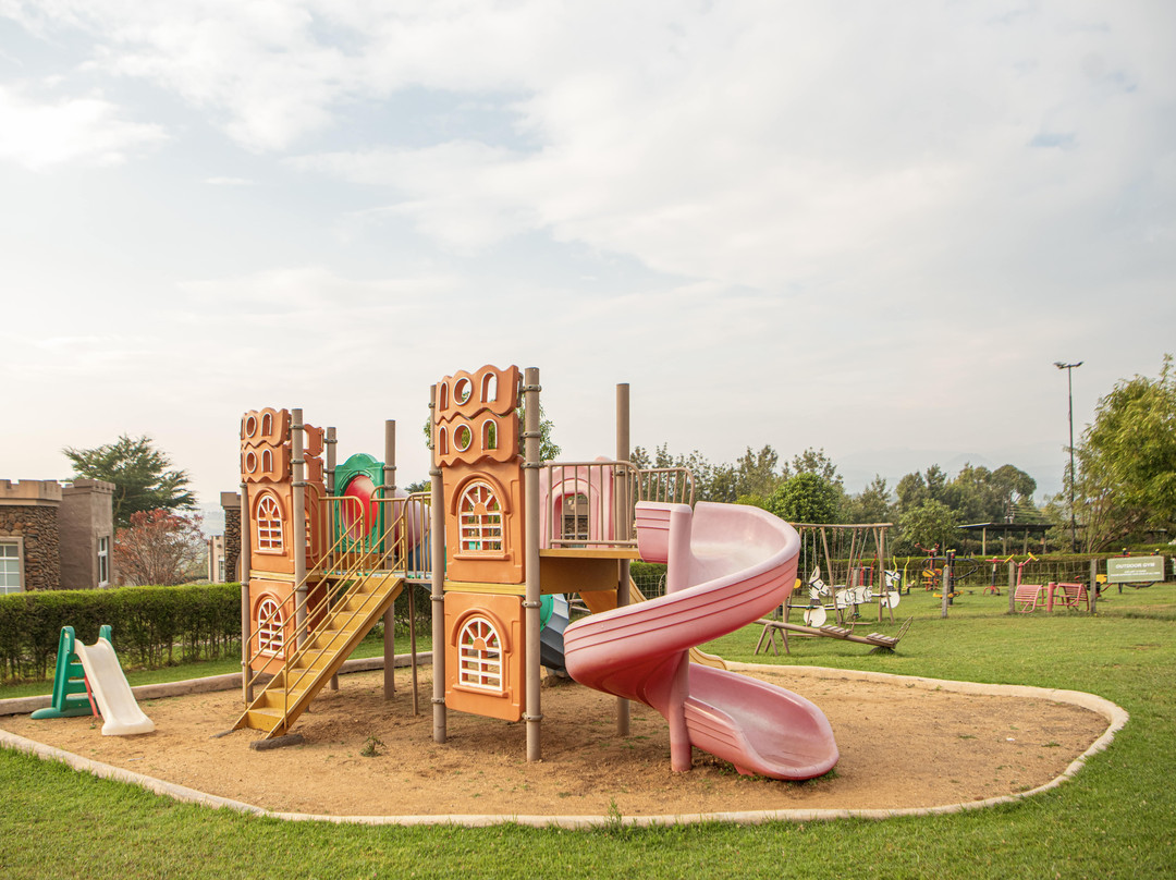 塔法利亚城堡酒店主图