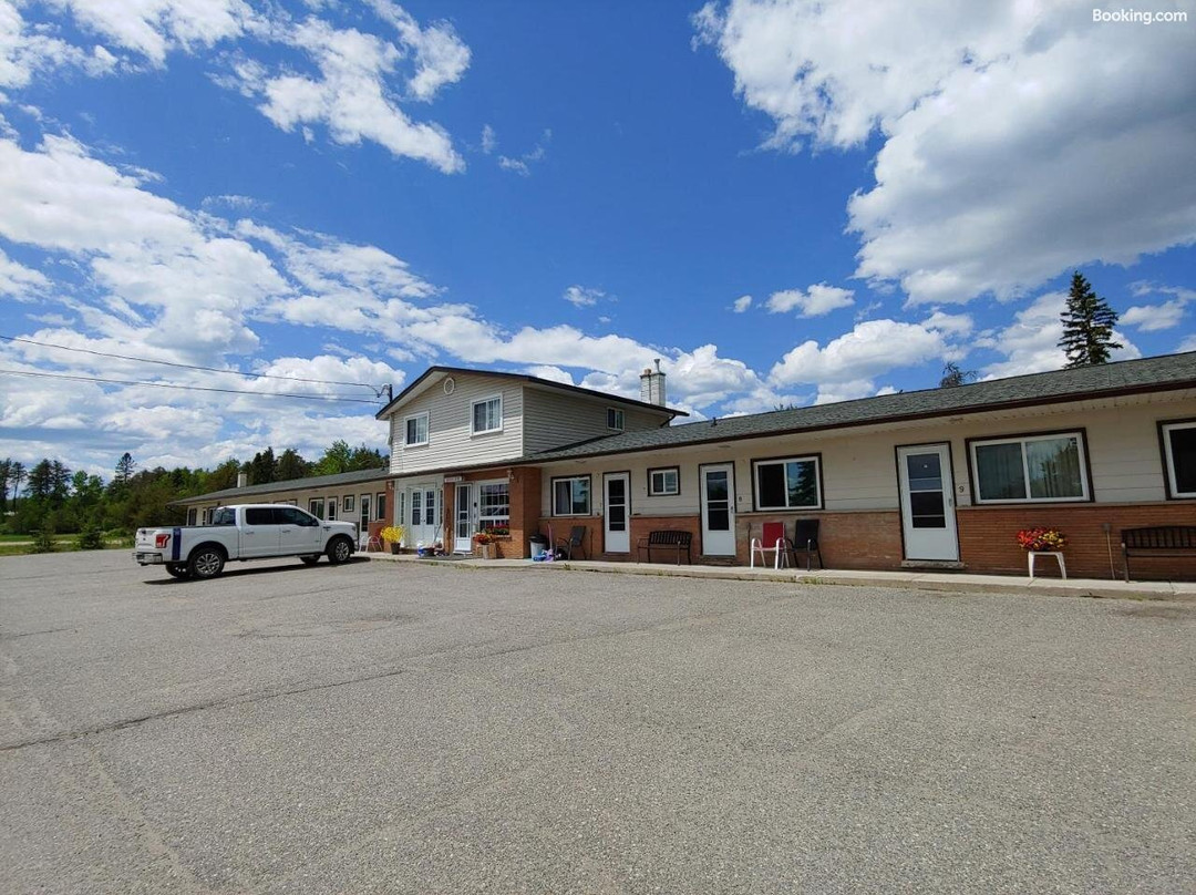 Town and Country Motel in Nipigon主图