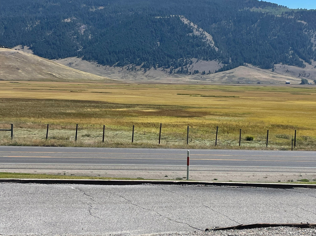 糜鹿保护区酒店主图