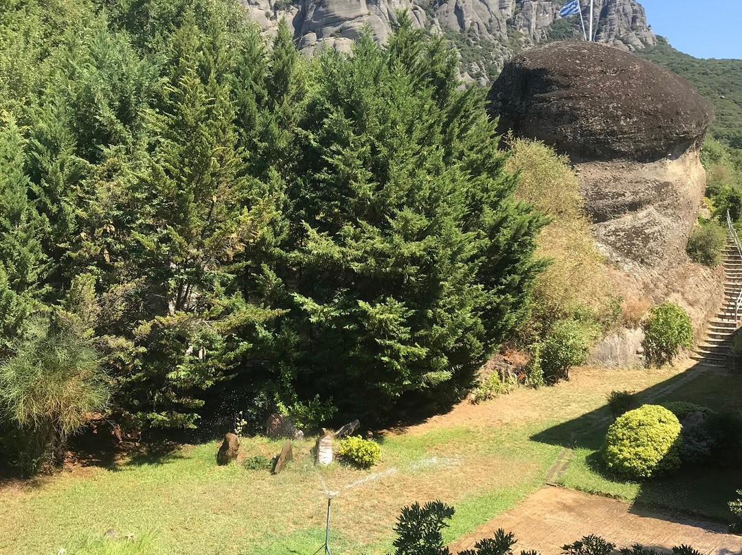 法米斯伊甸园酒店主图