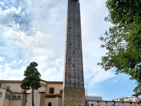 Campanile Della Pace Di Sant'antonio-Lanciano必去景点
