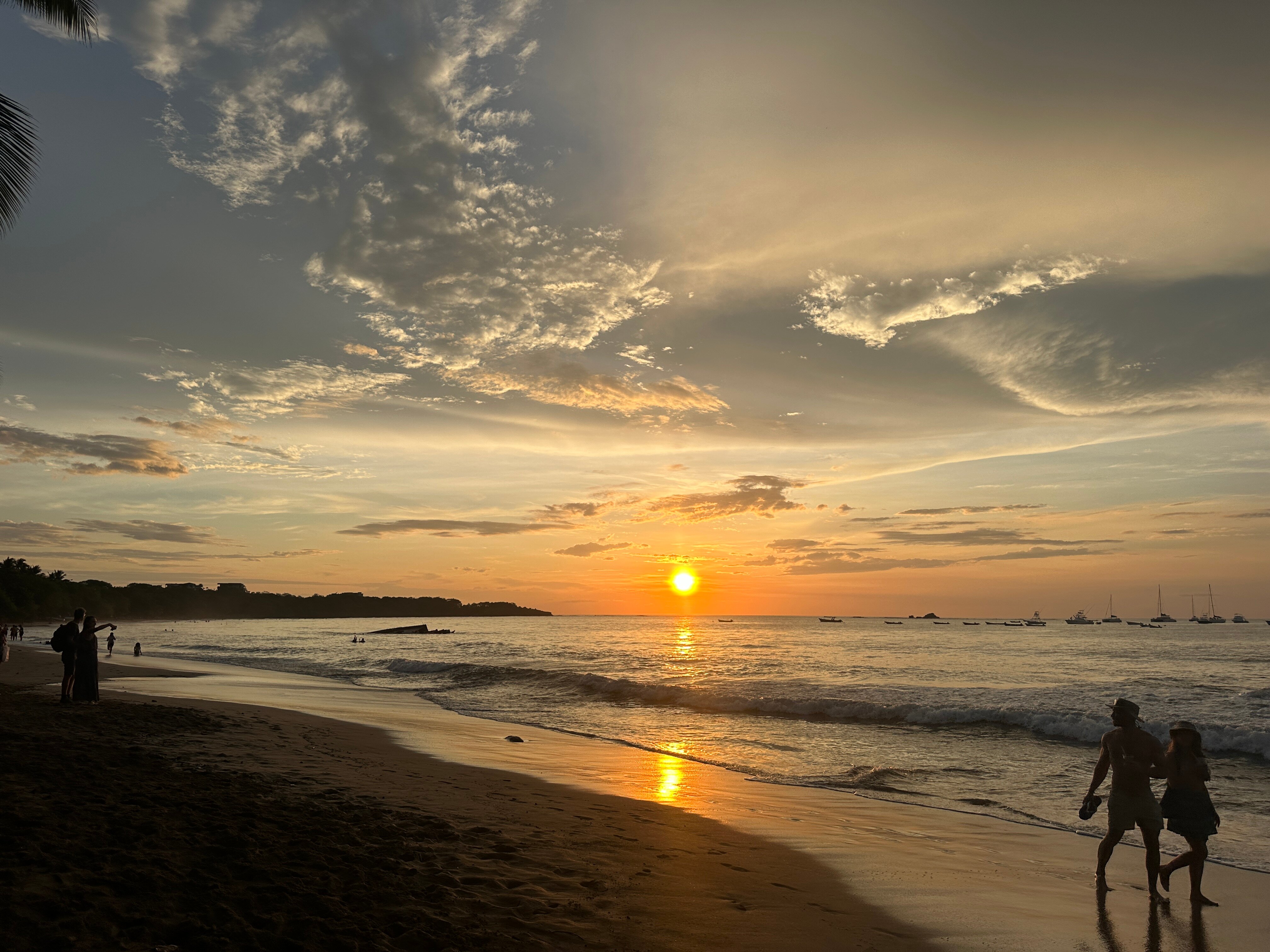 The Coast Beachfront Hotel-泳池
