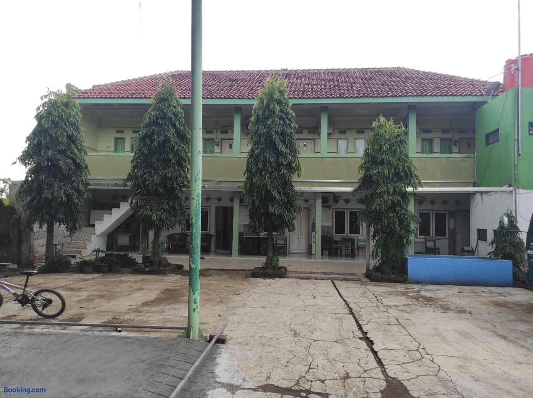 Oyo 90333 Wisma Tenang Jaya Syariah