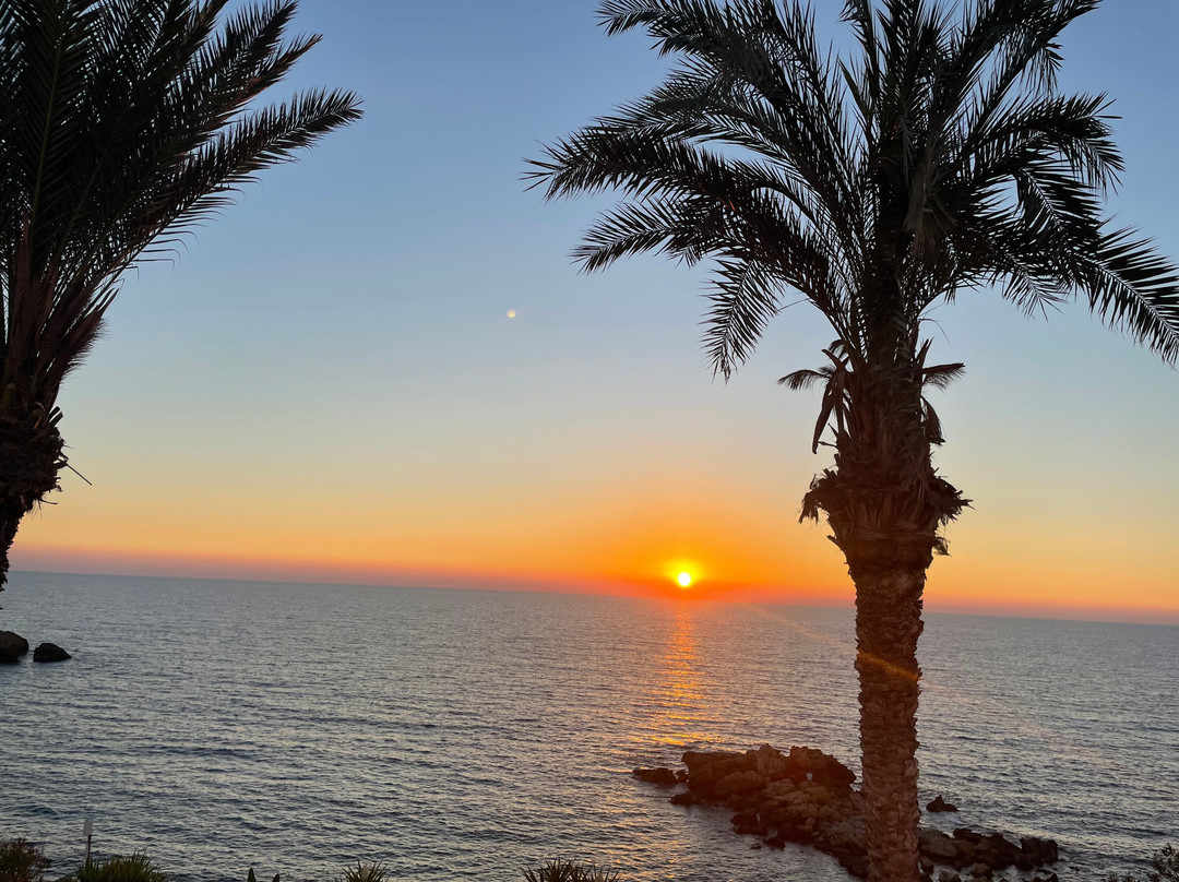 Vrachia Beach Hotel & Suites主图